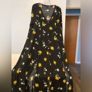 Size 4 Torrid Maxi Dress